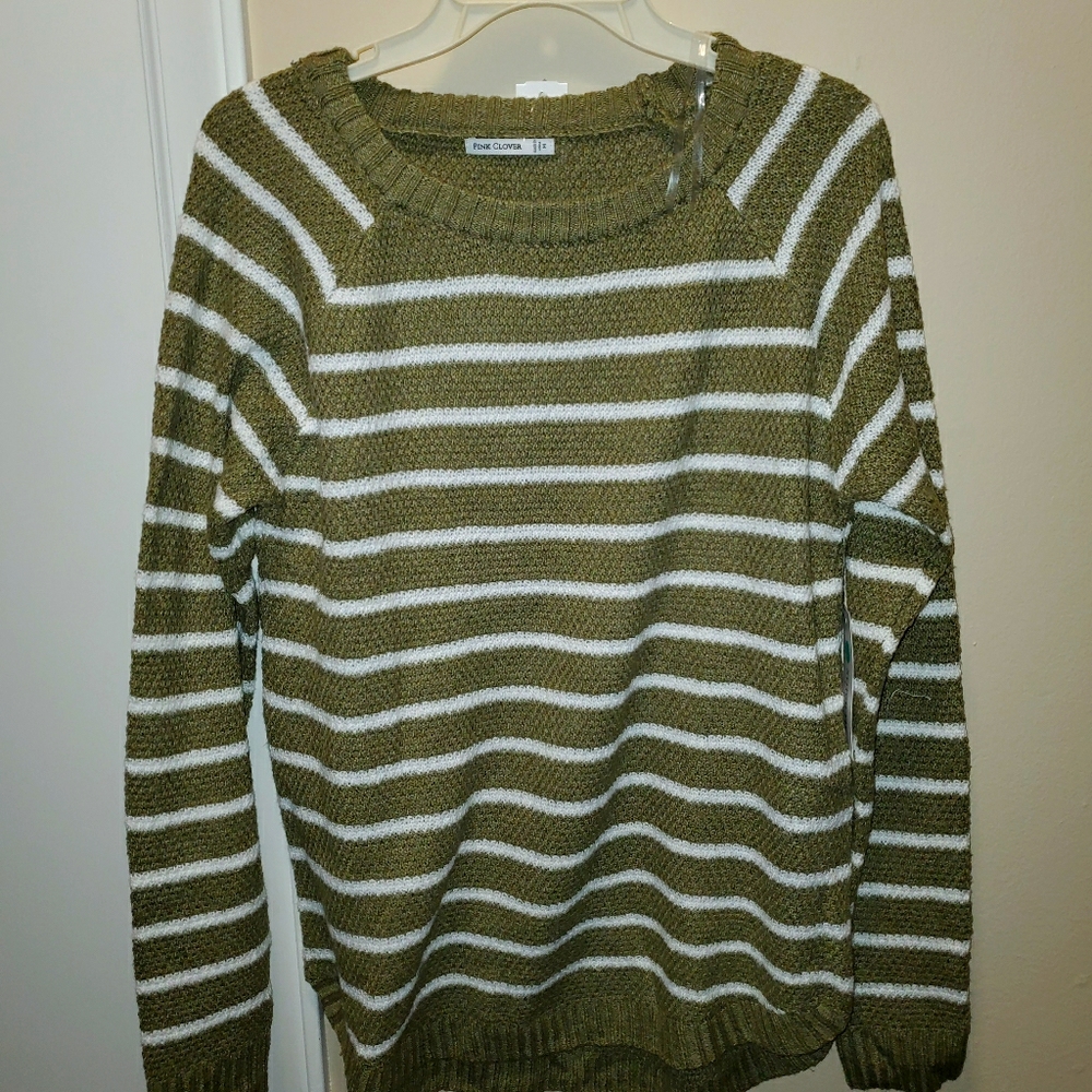 Textured Pullover Knit Sweater